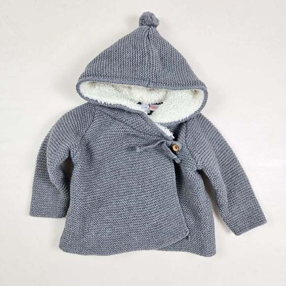 Zara Other - Zara Baby Sweater/Jacket 3-6 Months Gray Hooded Knit Sherpa Lining Inside Hood